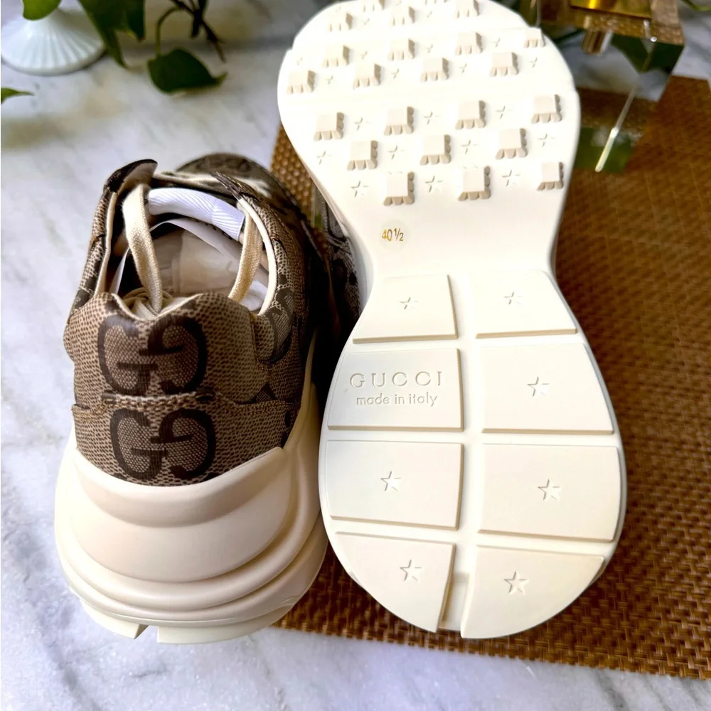 GUCCI Rhyton sneakers EUR 40.5 US 10.5.Authentic and New